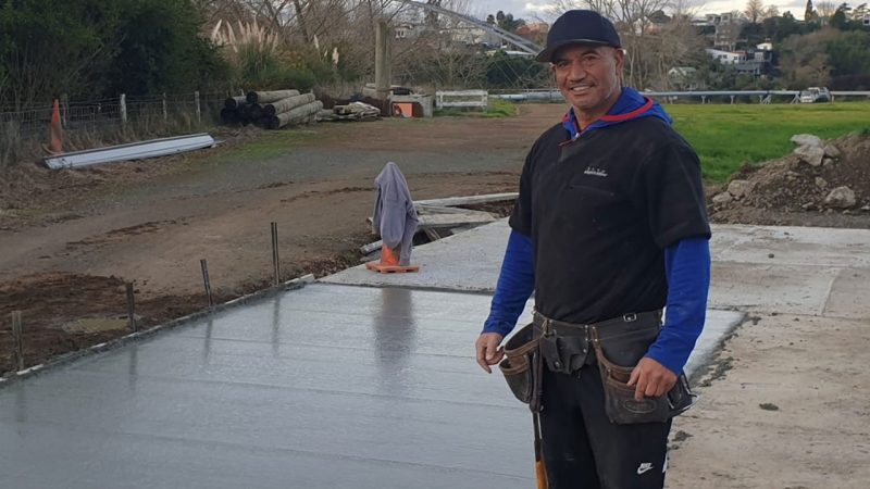 Temuera Morrison working for his cousin's concreting company while waiting to return to the US