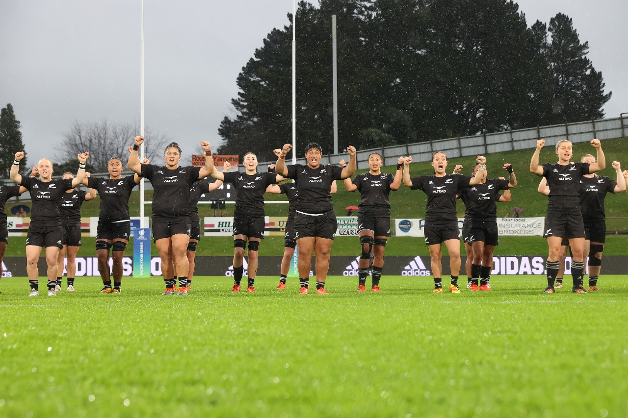 WHANGAREI, NEW ZEALAND - JUNE 18: New Zealand perform the Haka prior to the 2022 Pacific Four Series match between the New Zealand Black Ferns and the USA at Semenoff Stadium on June 18, 2022 in Whangarei, New Zealand. (Photo by Fiona Goodall - World Rugby/World Rugby via Getty Images)