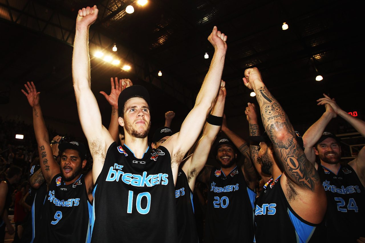 From NBA poster dunks to buzzer beaters: Tom Abercrombie's top 5 moments as a Breakers player